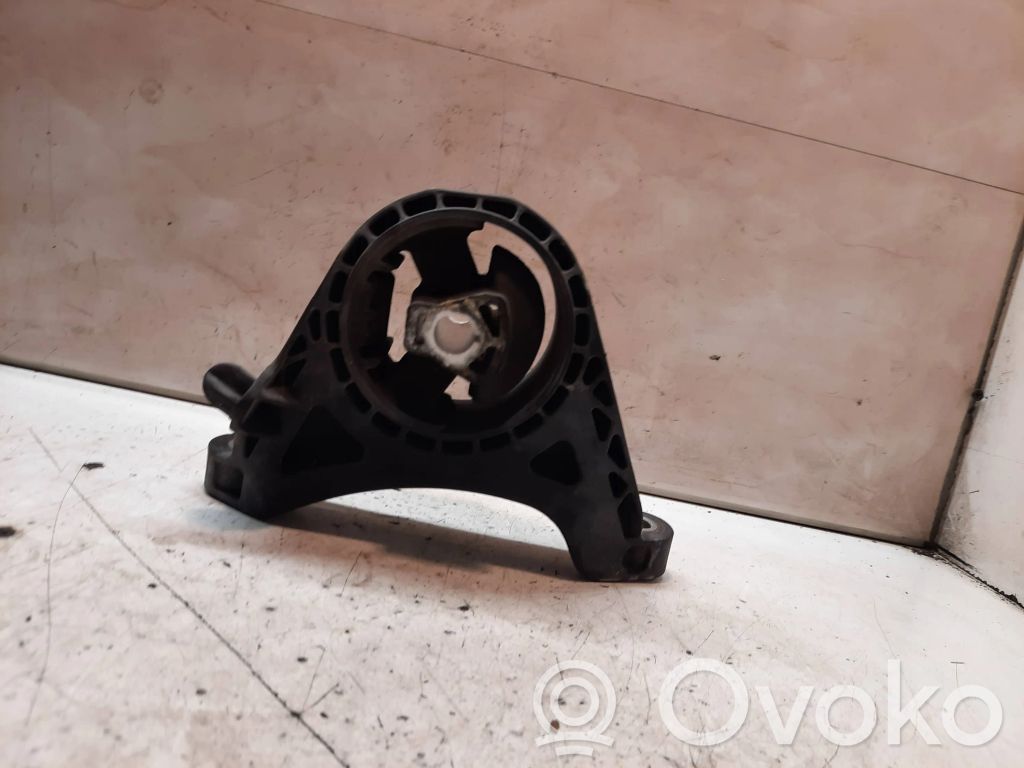 Opel Insignia A Engine mount bracket 