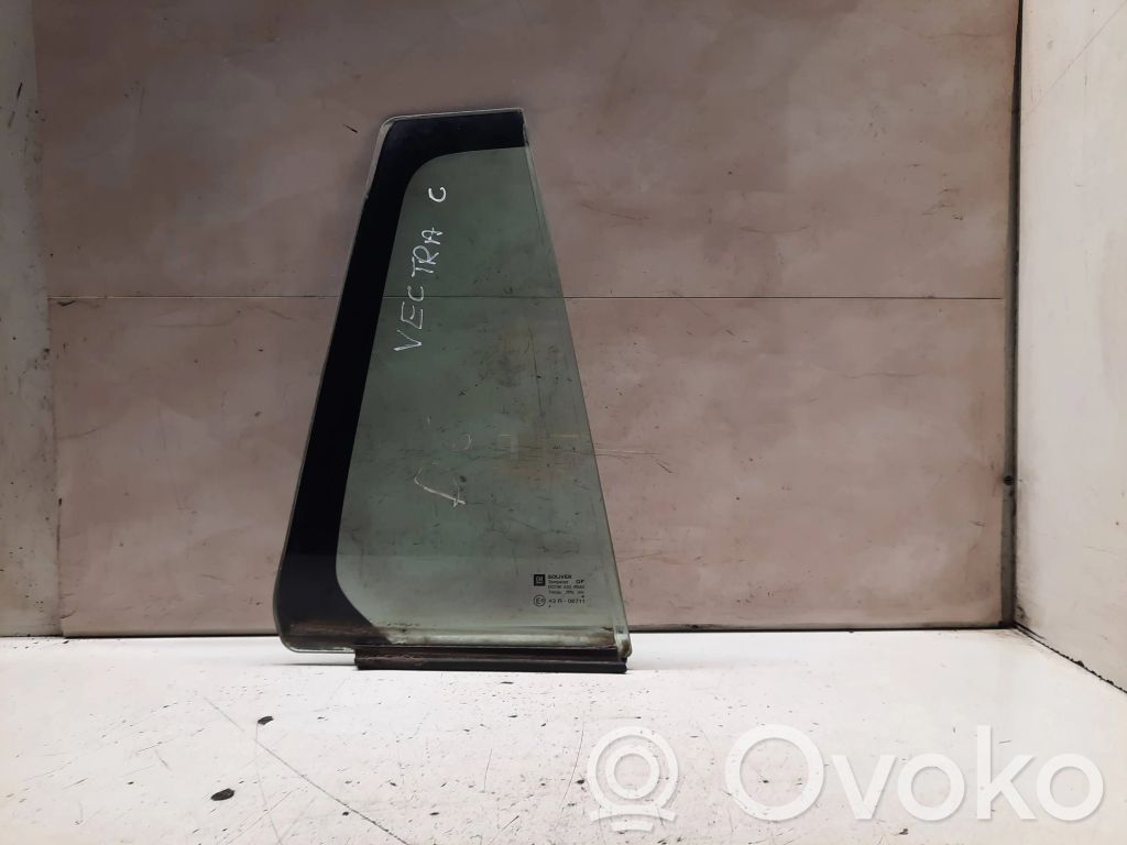 Opel Vectra C Rear vent window glass 