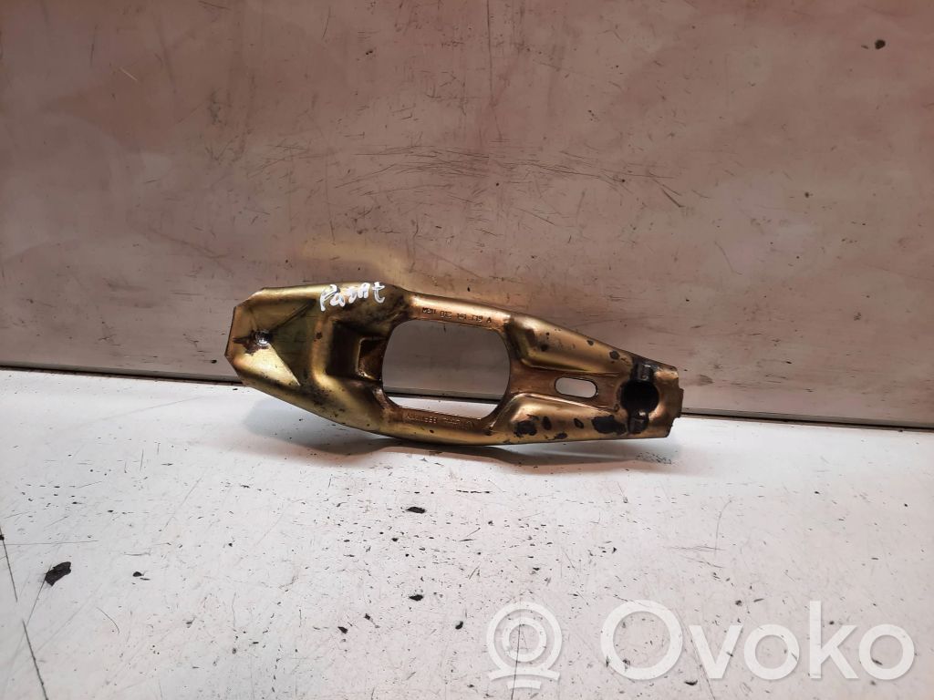 Volkswagen PASSAT B4 Clutch release arm fork 