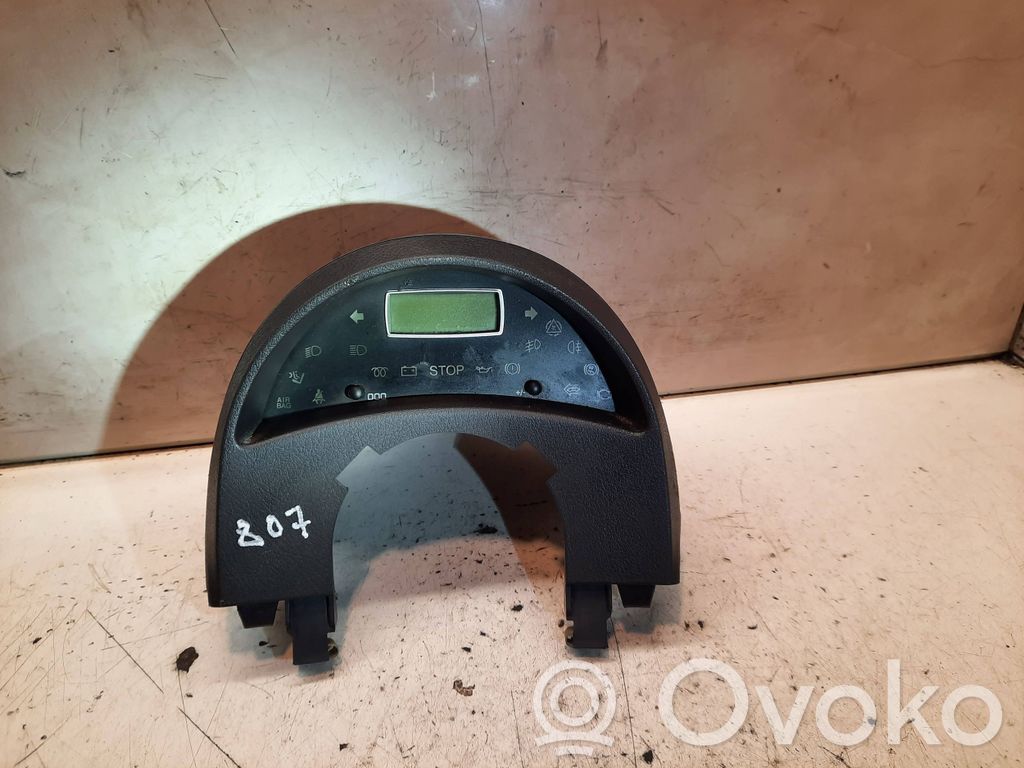 Peugeot 807 Screen/display/small screen 