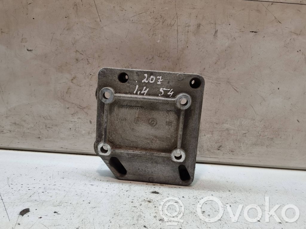 Engine mounting bracket   9656881780