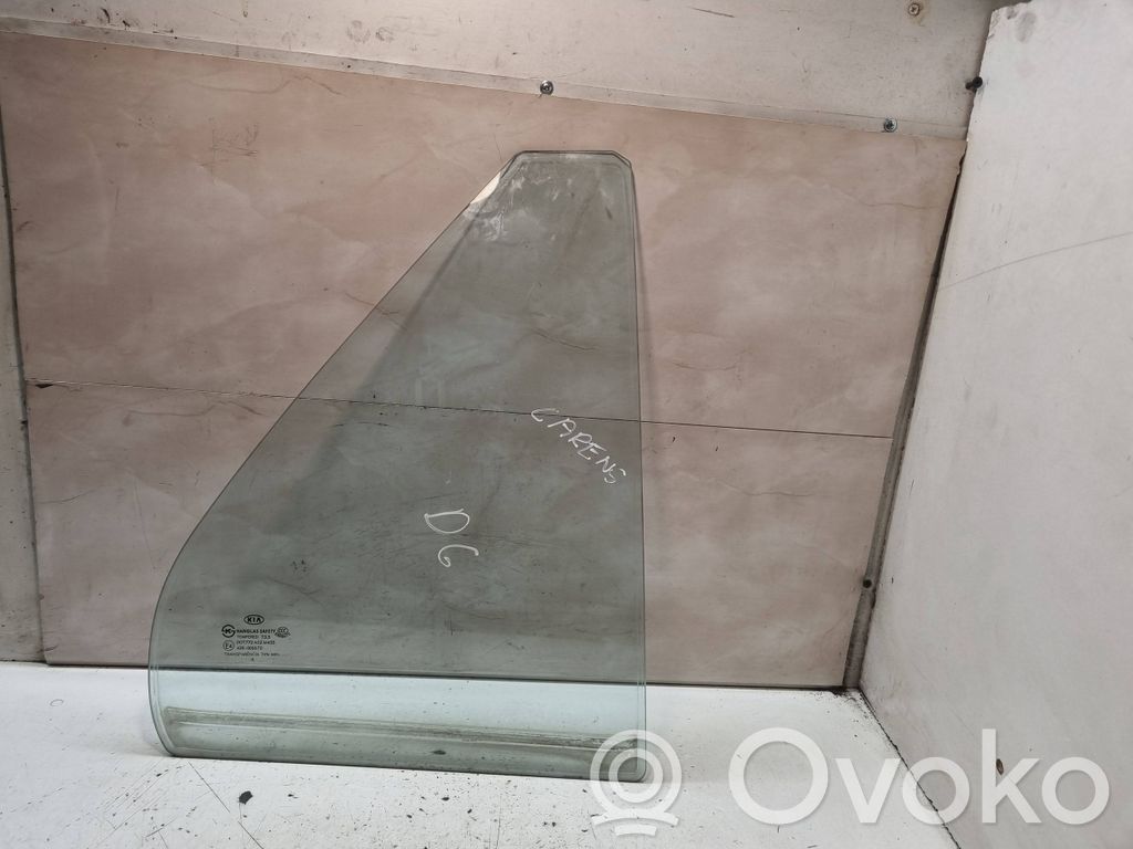 KIA Carens II Ventanilla de ventilación de la puerta trasera 