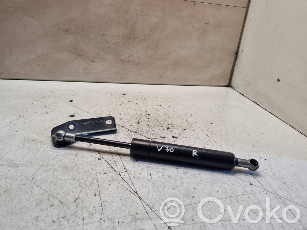 Volvo V70 Tailgate/trunk strut/damper 