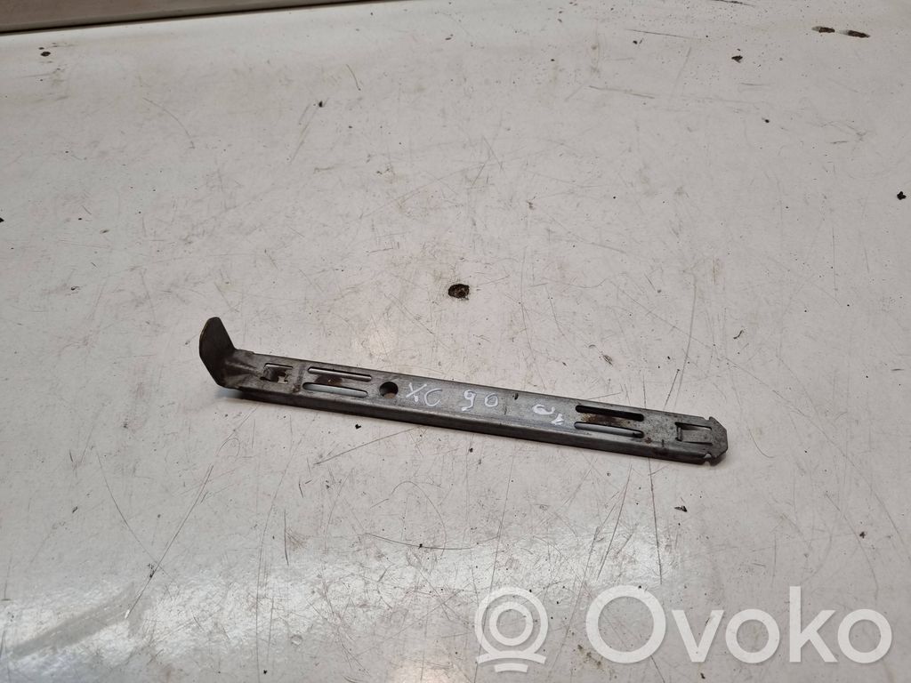 Headlight/headlamp mounting bracket   89028052