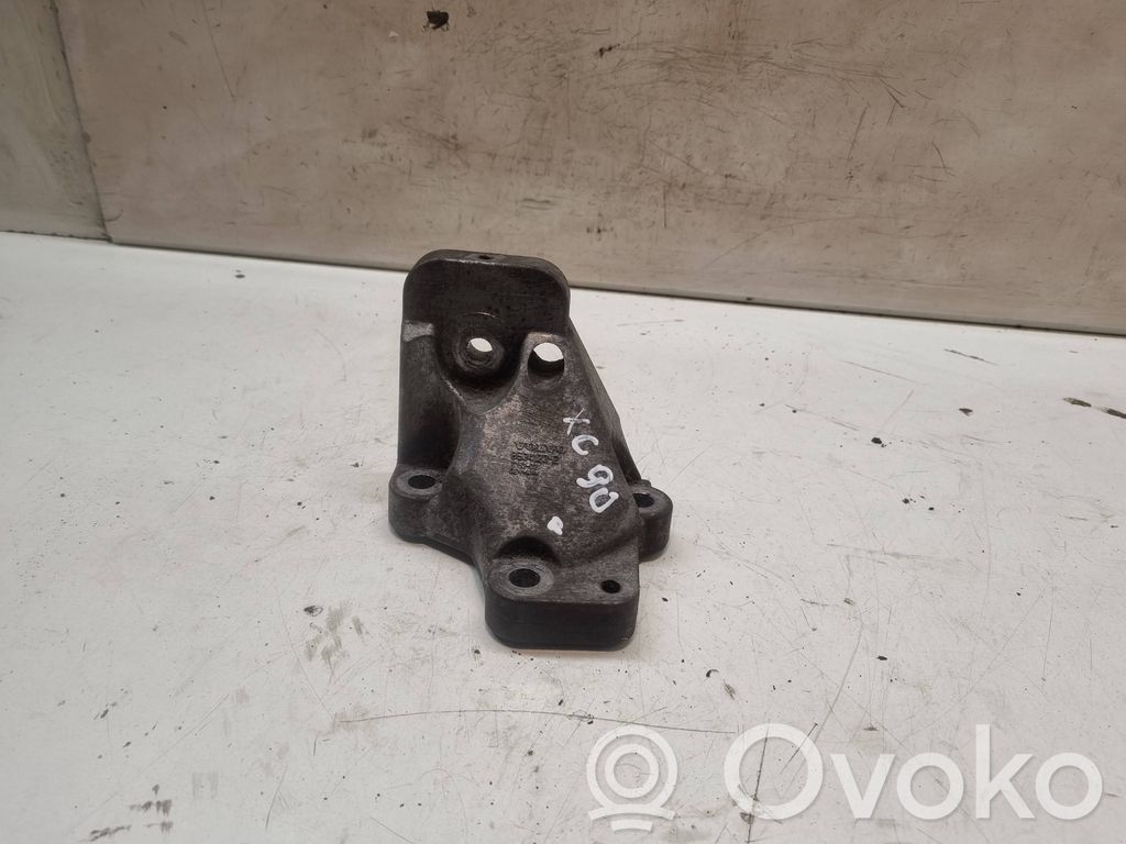 Engine mounting bracket   86341232,706302