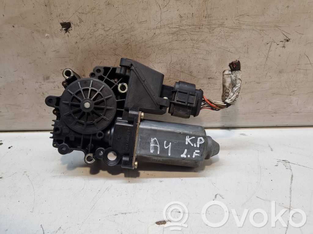 Audi A4 S4 B5 8D Etuoven ikkunan nostomoottori 