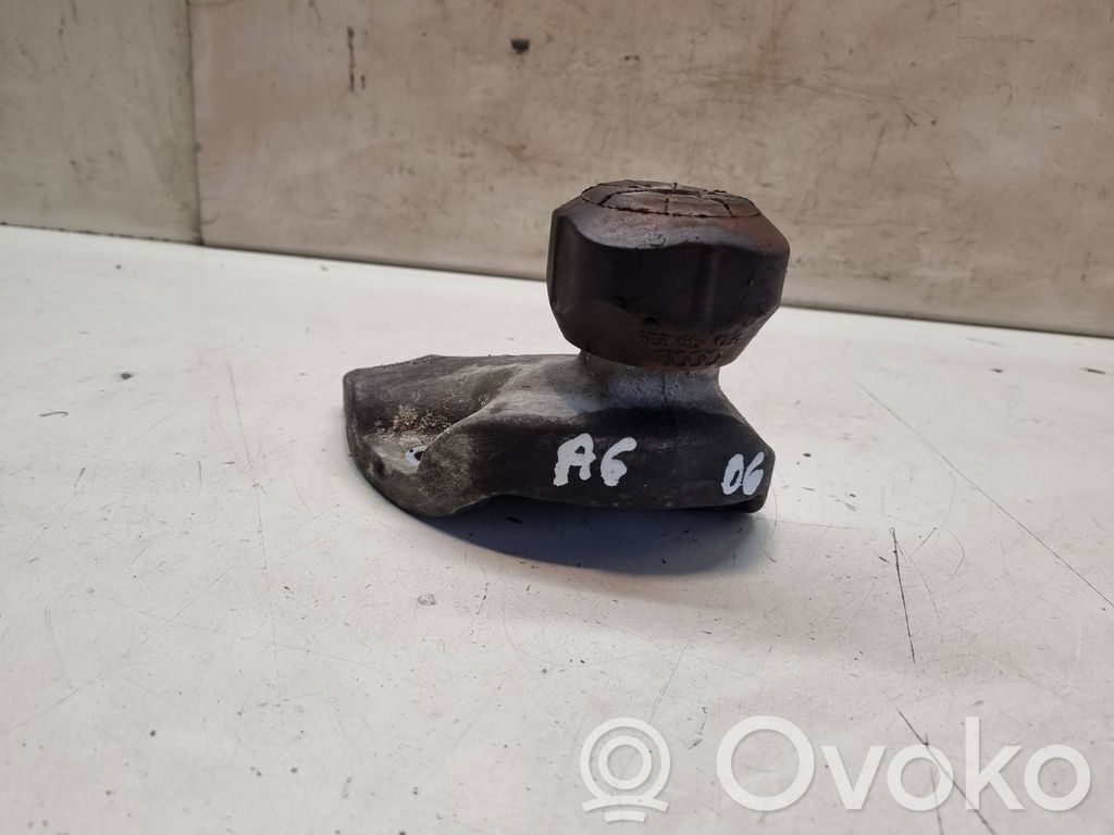 Audi A6 S6 C6 4F Engine mounting bracket 
