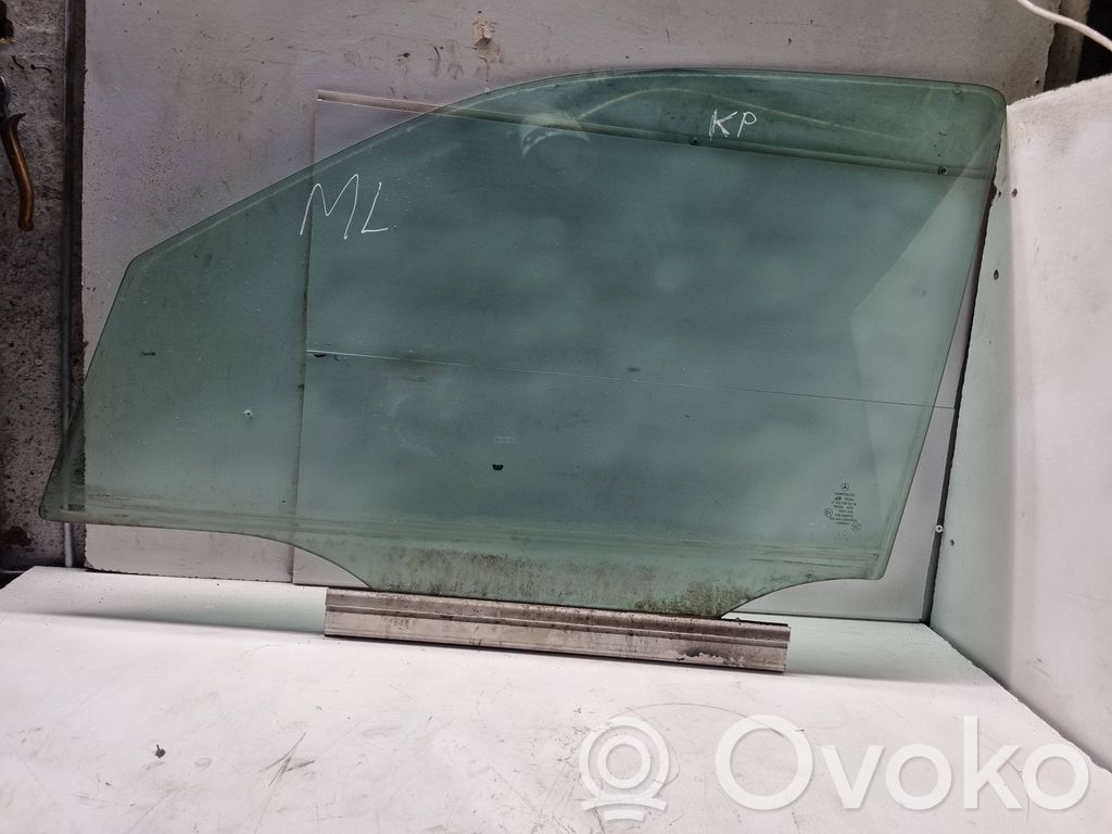 Mercedes-Benz ML W163 Etuoven ikkunalasi, neliovinen malli 