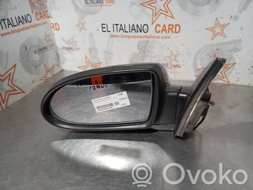 Hyundai Accent Front door electric wing mirror 