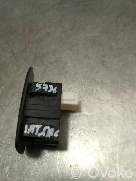 Electric window control switch   5736