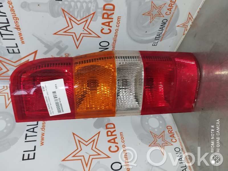 Ford Transit Galinis žibintas kėbule 