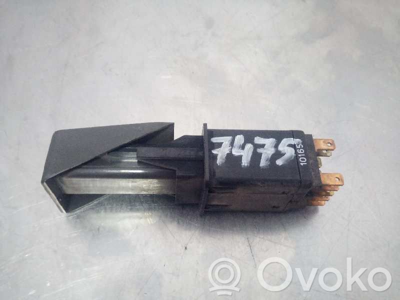 Schalter Warnblinkanlage   7475