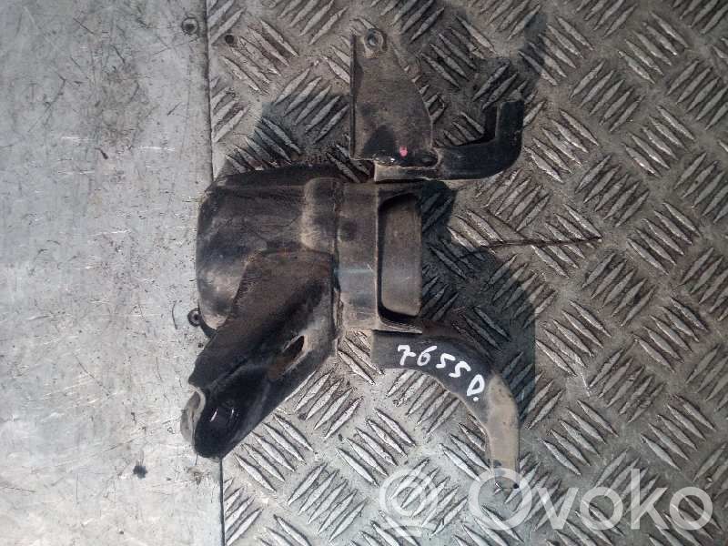 Toyota Auris 150 Engine mount bracket 