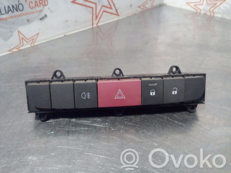 Peugeot Boxer Hazard light switch 