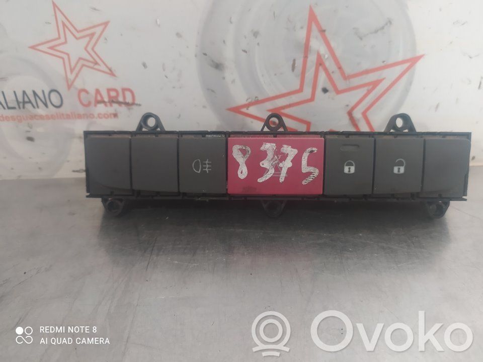 Citroen Jumper Hazard light switch 