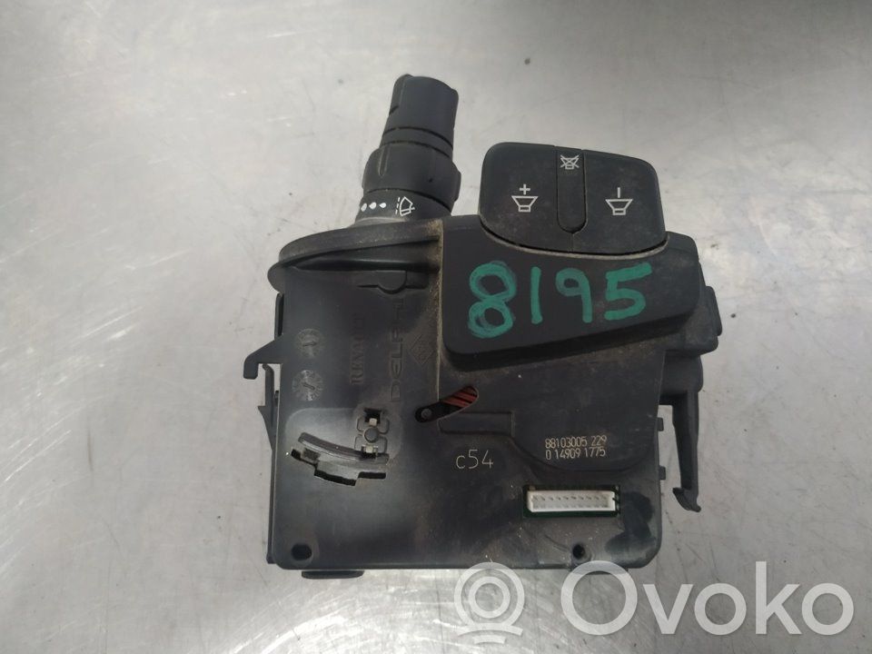 Renault Kangoo II Valytuvų rankenėlė 