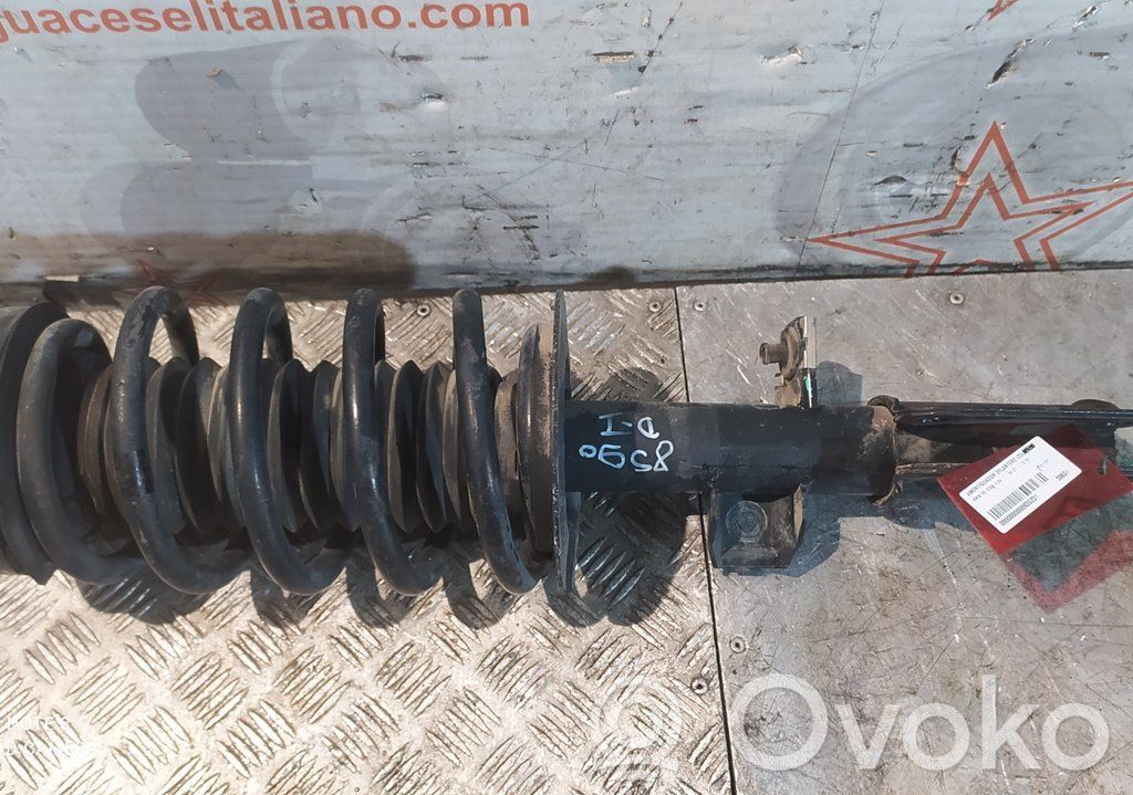 Front shock absorber with coil spring
