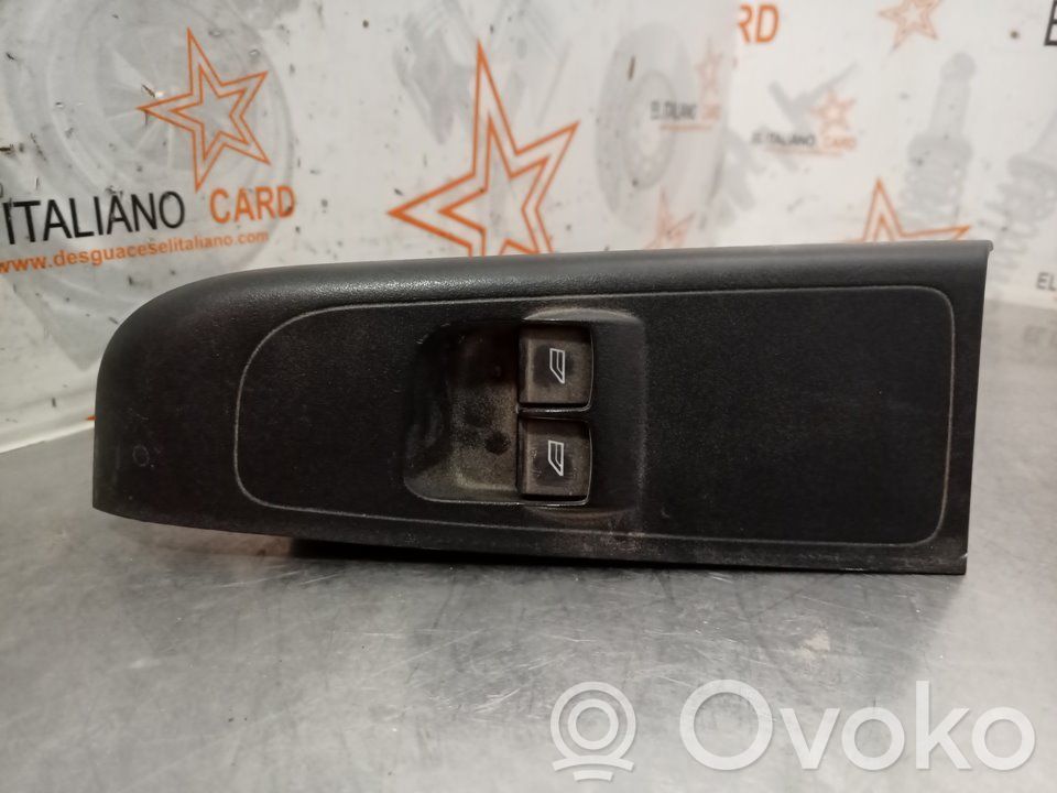 Interruptor del elevalunas eléctrico   DT1T14A132AA