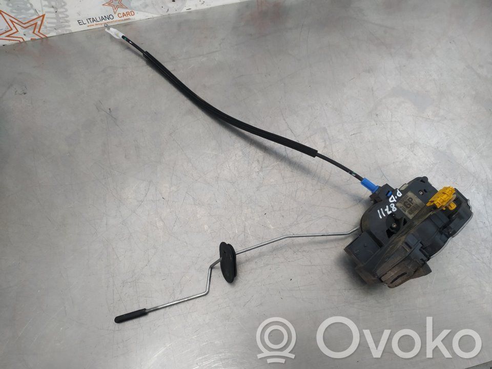 Front door lock   8711