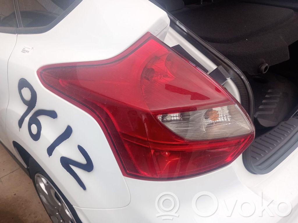 Rear/tail lights   BM5113405AK