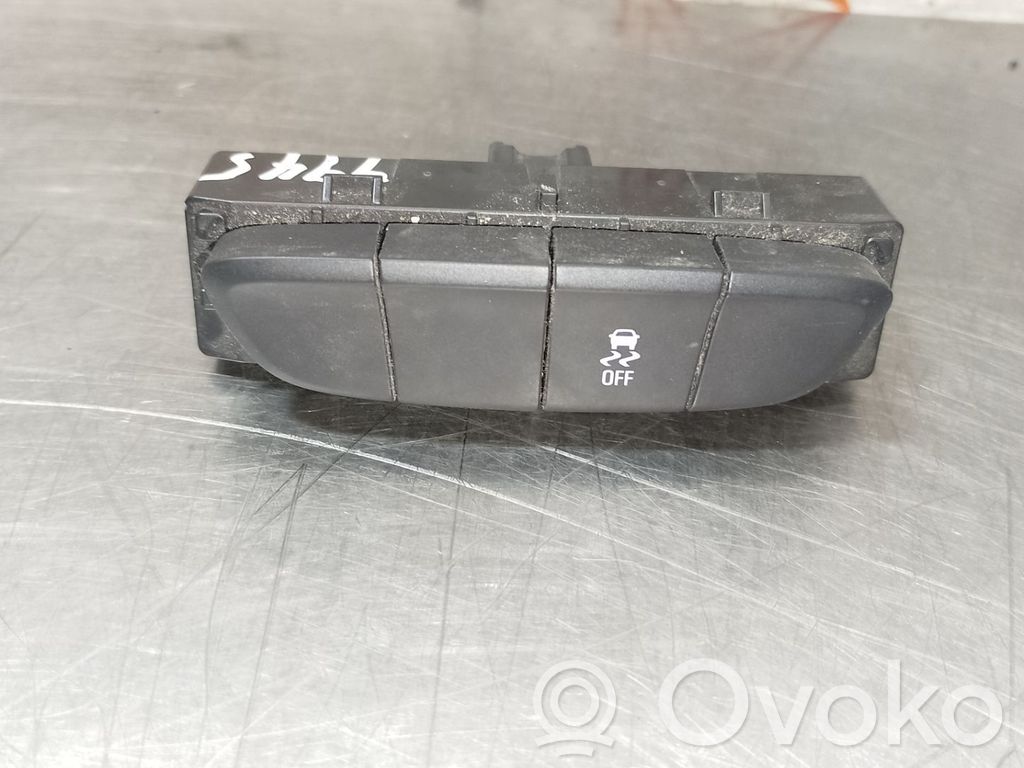 Multifunctional control switch/knob   39028736