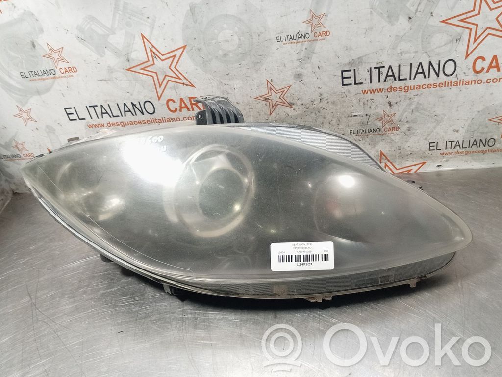 Seat Leon (1P) Phare frontale 
