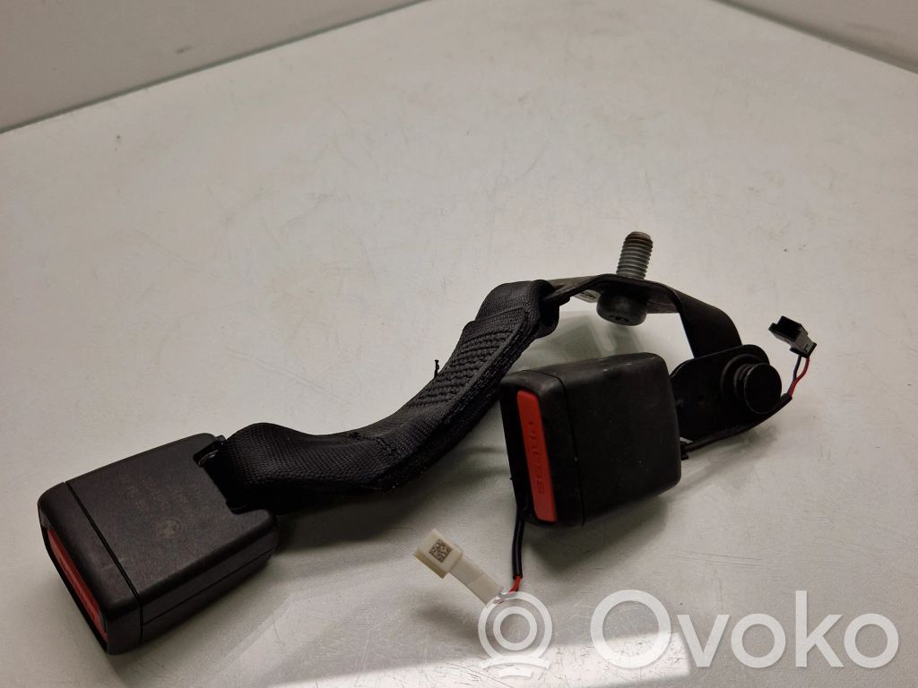 BMW 1 F40 Hebilla del cinturón del medio (trasero) 