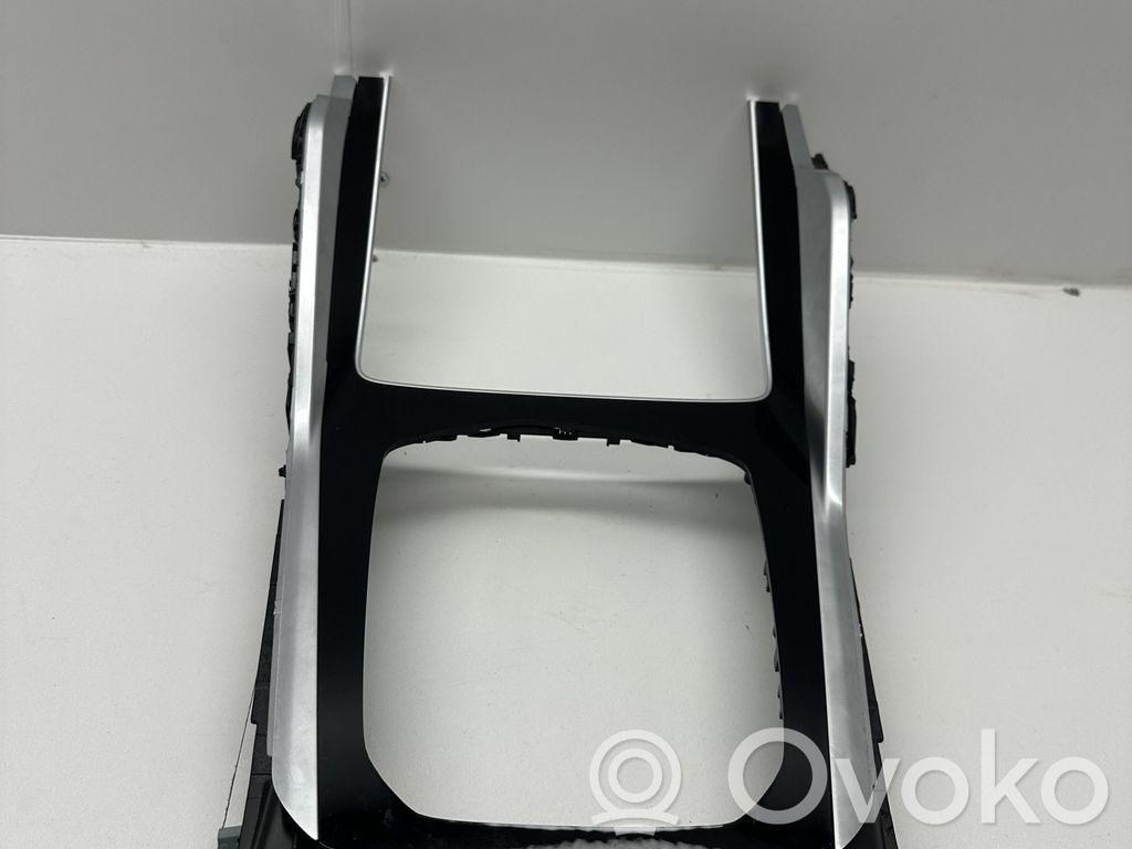 BMW X6 G06 Autres éléments de console centrale 