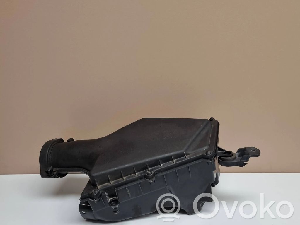 Volvo V40 Air filter box 