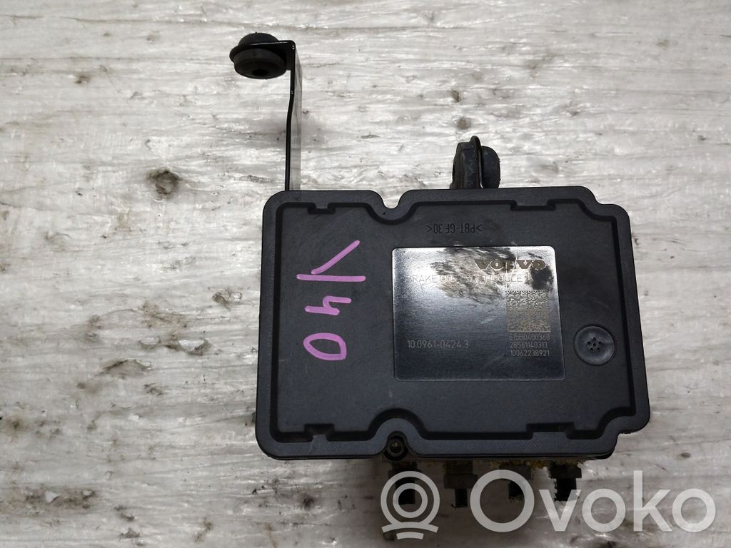 Volvo V40 ABS Pump 