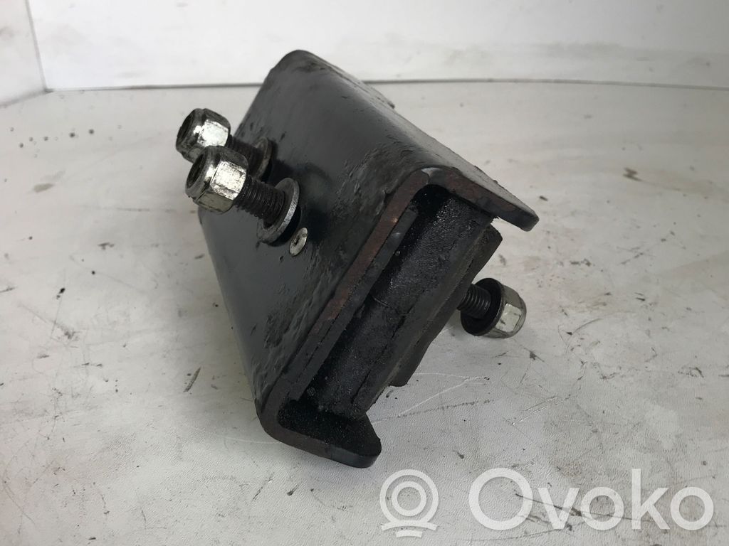 Iveco Daily 35 - 40.10 Engine mount bracket 