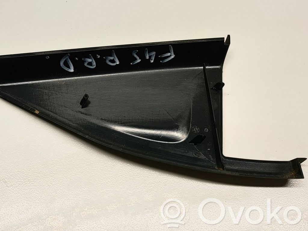 BMW 2 F45 Listwa / Uszczelka szyby drzwi tylnych 
