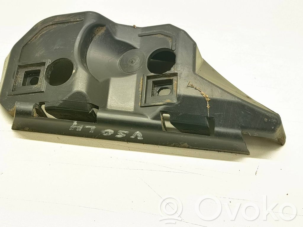 Volvo V50 Front bumper mounting bracket 
