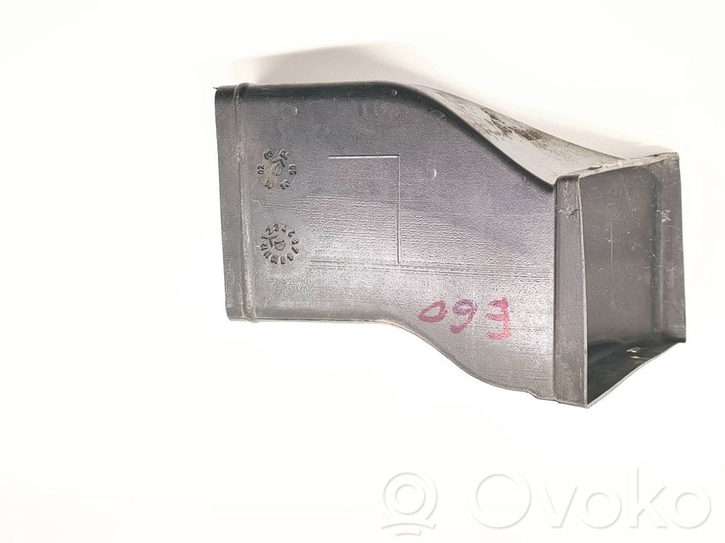 BMW 5 E60 E61 Air intake duct part 
