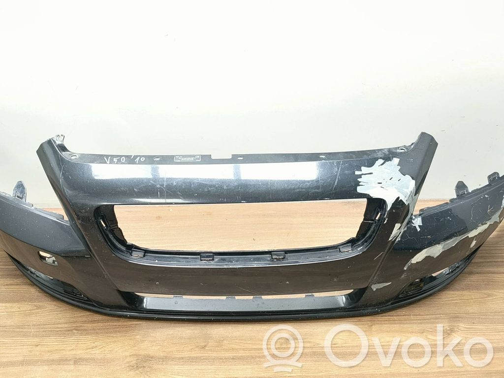 Volvo V50 Передний бампер 