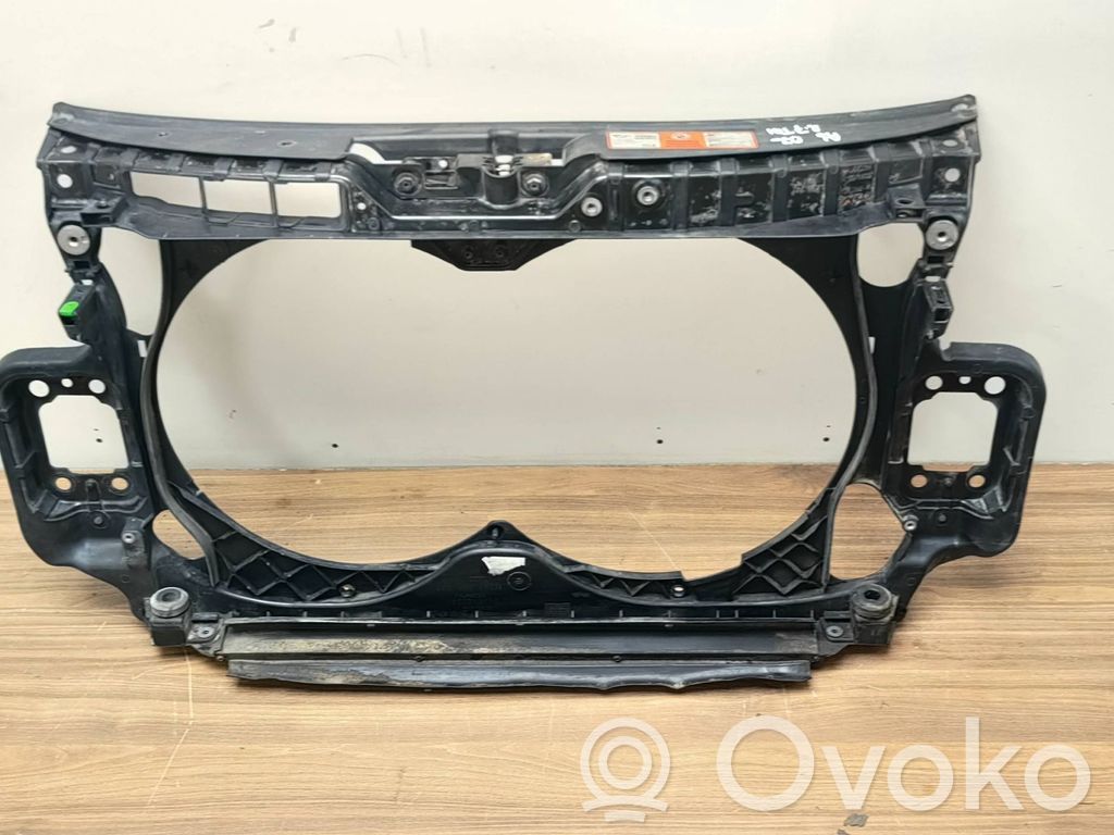 Audi A6 S6 C6 4F Radiatoru panelis 