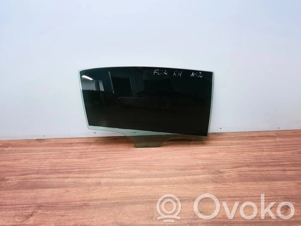 Szyba drzwi tylnych   43R001026,E000232,DOT27AS2M25100
