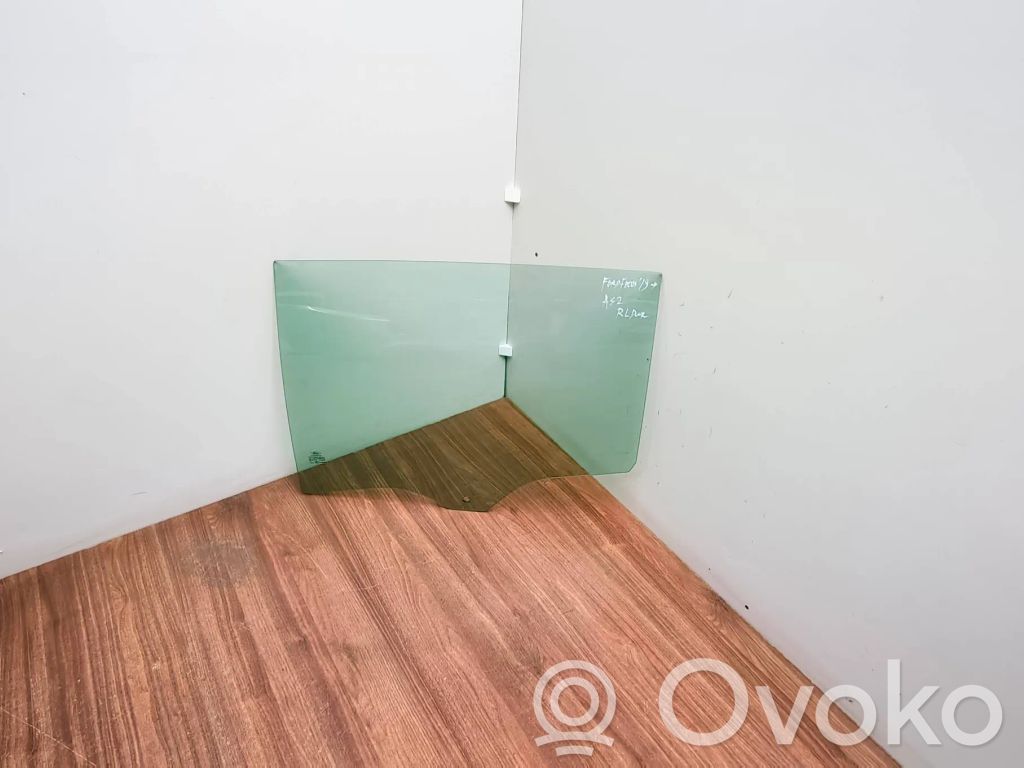 Szyba drzwi tylnych   JX7BN25713A,43R011025,DOT27AS2M24100