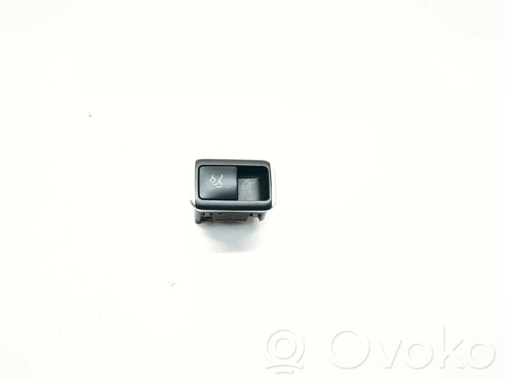 Mercedes-Benz E W212 Tailgate opening switch 