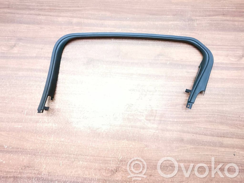Opel Astra K Rear door window/glass frame 