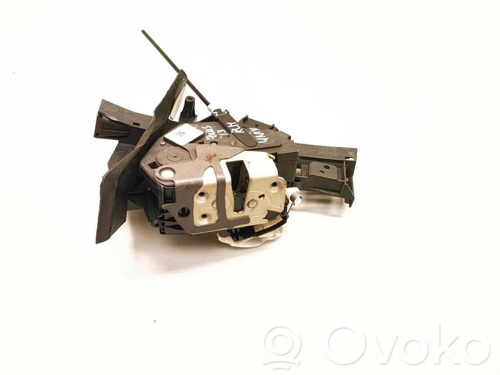 Ford Focus Zamek drzwi tylnych 