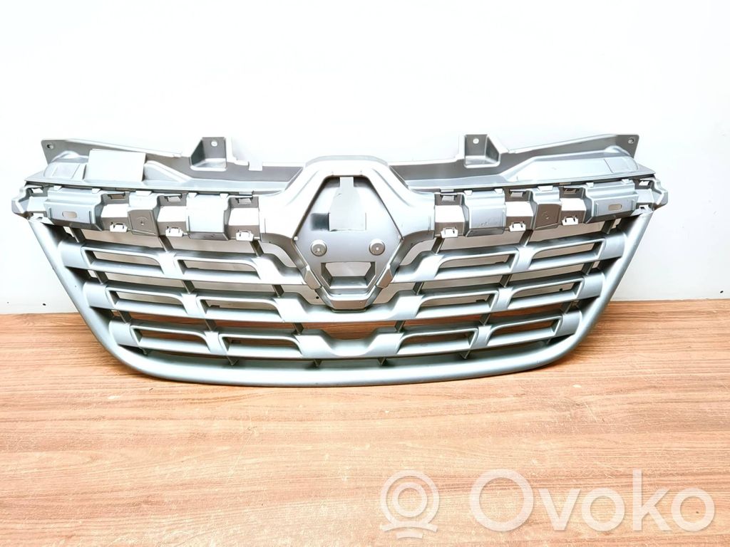 Renault Master III Front grill 
