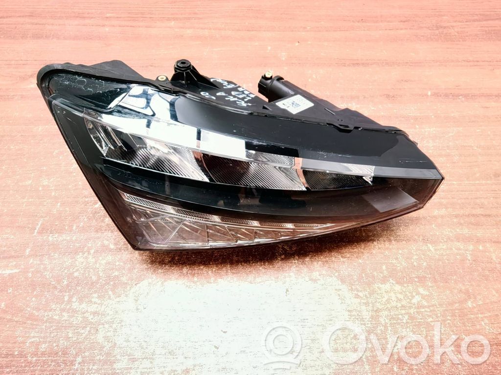 Skoda Scala Headlight/headlamp 