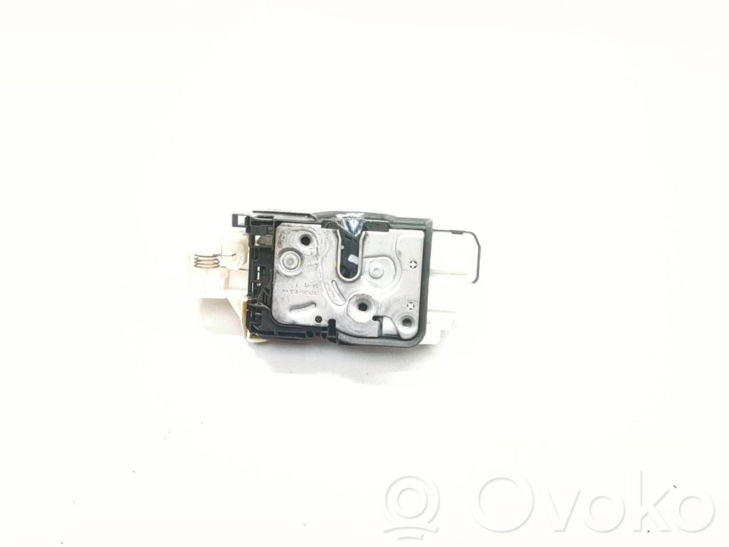 Volvo V40 Front door lock 