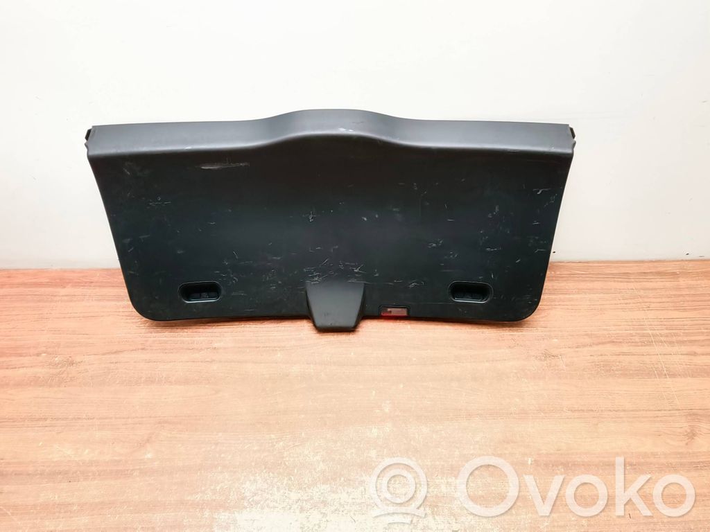 BMW X3 E83 Tailgate trim 