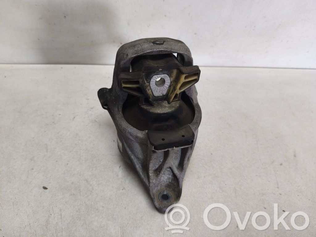 Audi A5 Engine mount bracket 