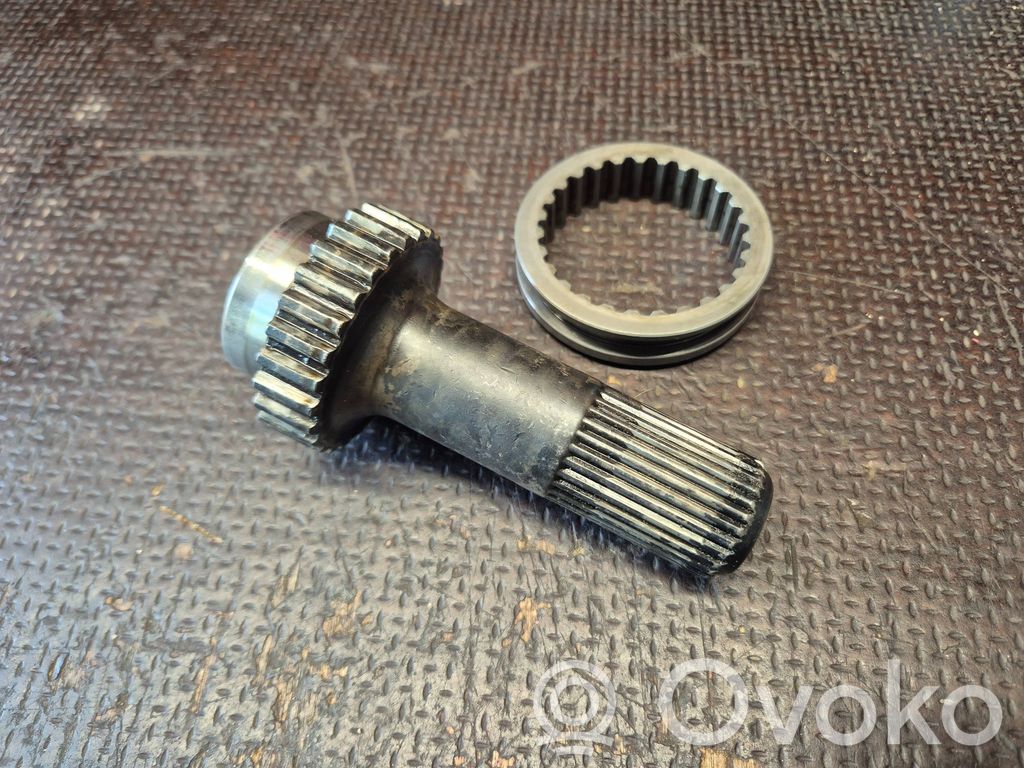 Wspornik przedni mechanizmu różnicowego   MB620522,MR246607