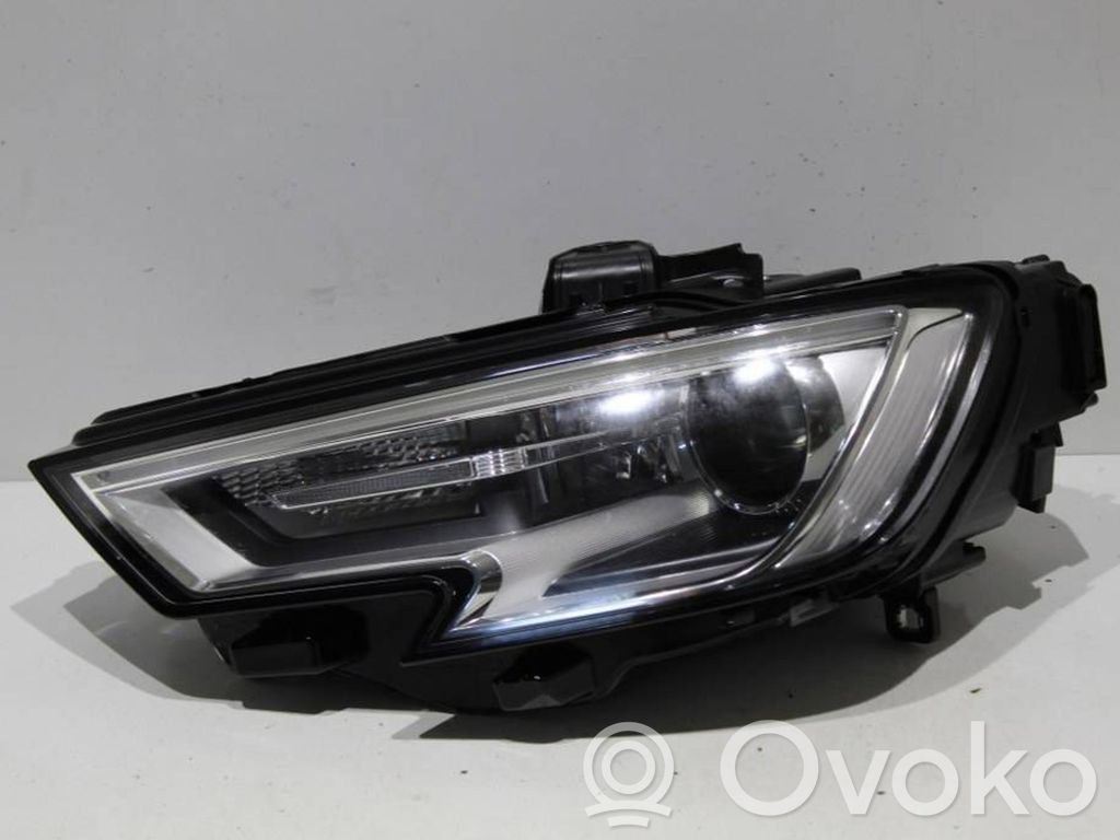 Headlight/headlamp   8V0941005E,90104556,39881210