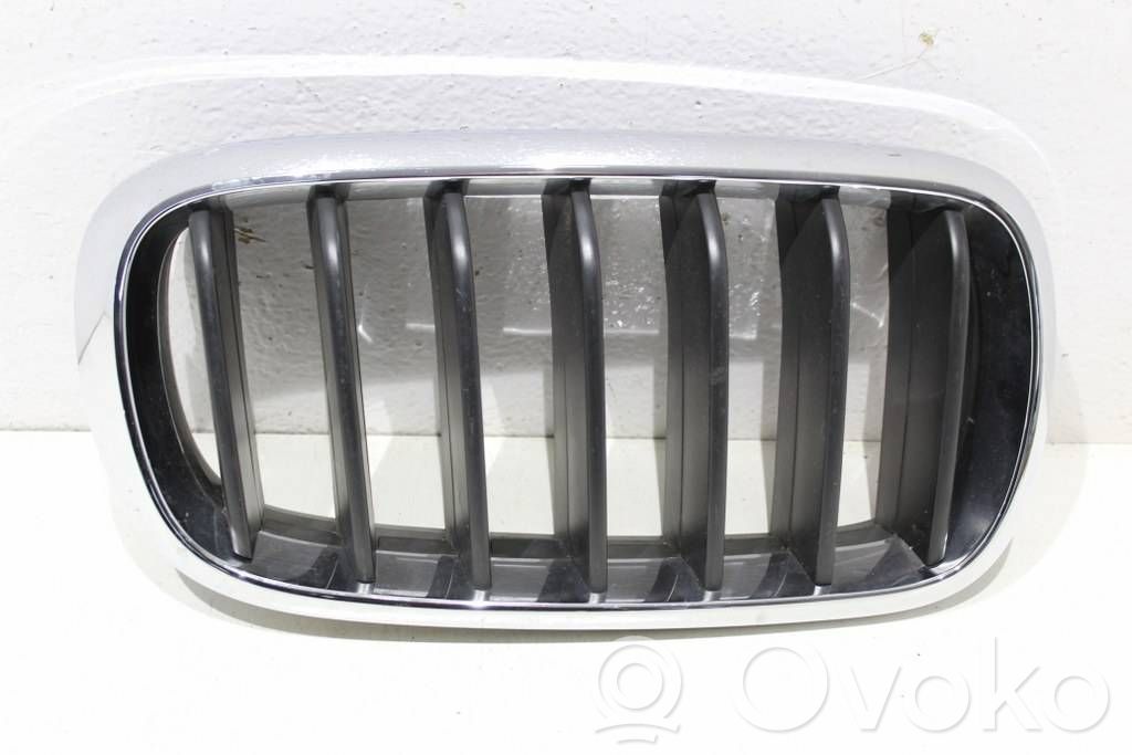 BMW X5 F15 Maskownica / Grill / Atrapa górna chłodnicy 