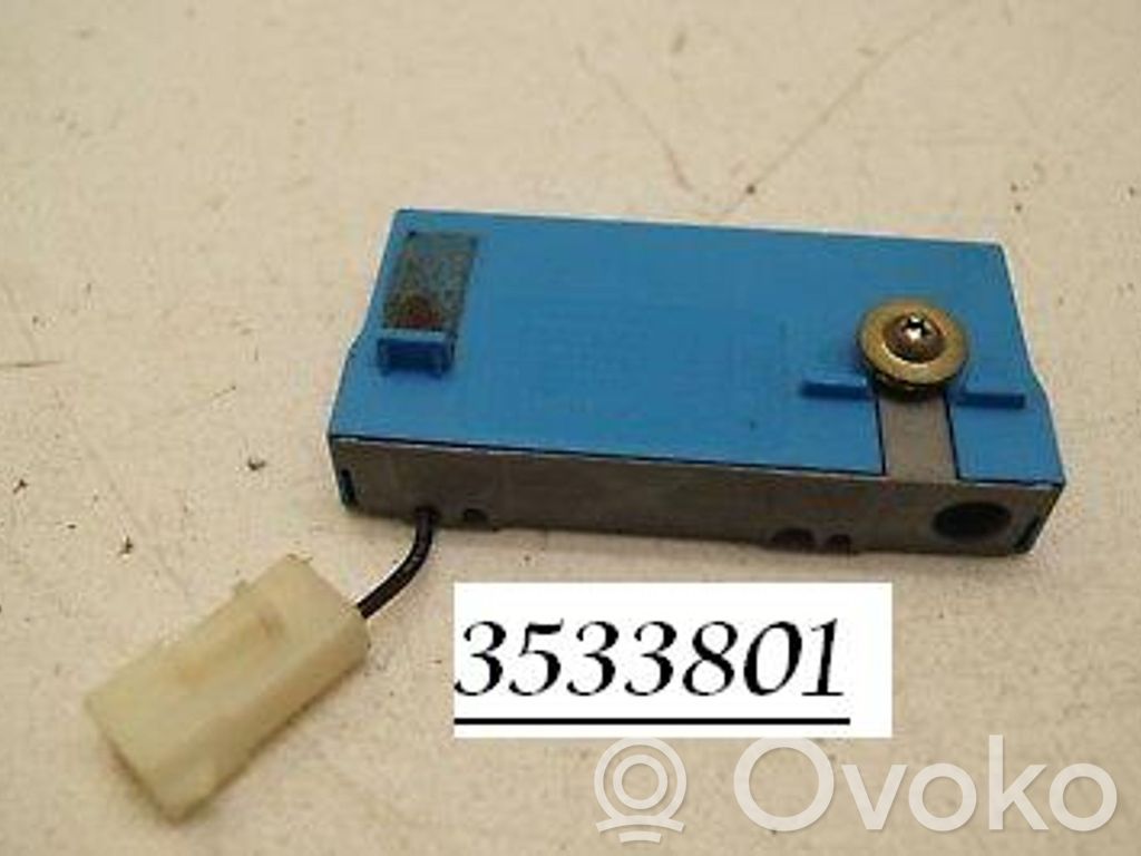 Volvo S70  V70  V70 XC Antenos stiprintuvas 